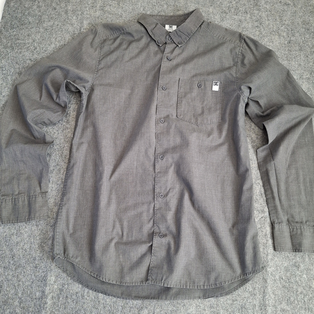 DC Men's Gray Long Sleeve Button Down Shirt - Size M